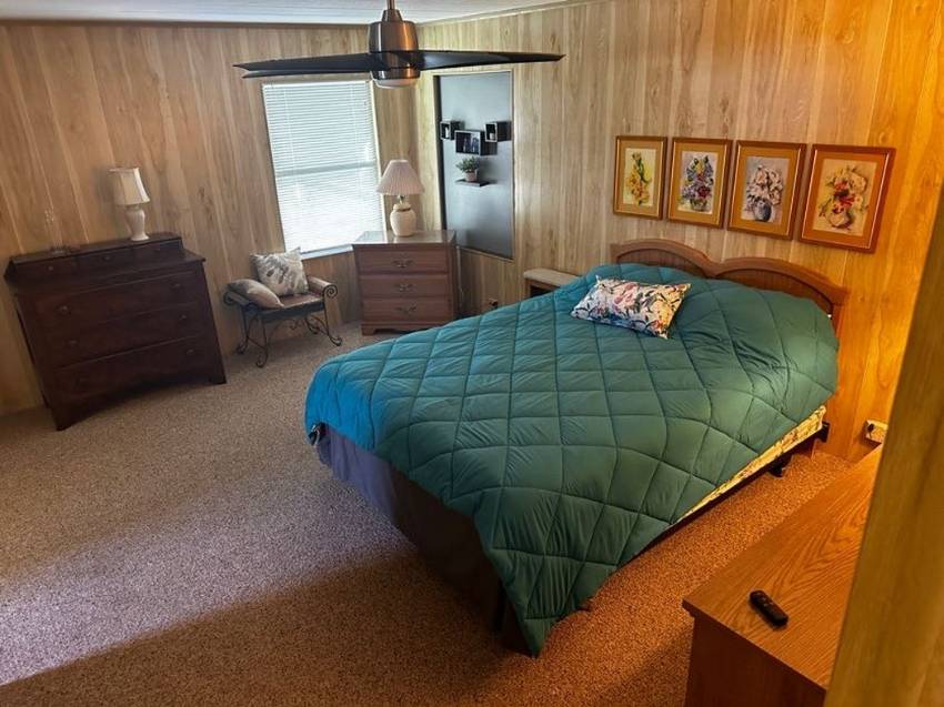 158 Palmetto Drive a Haines City, FL Mobile or Manufactured Home for Sale
